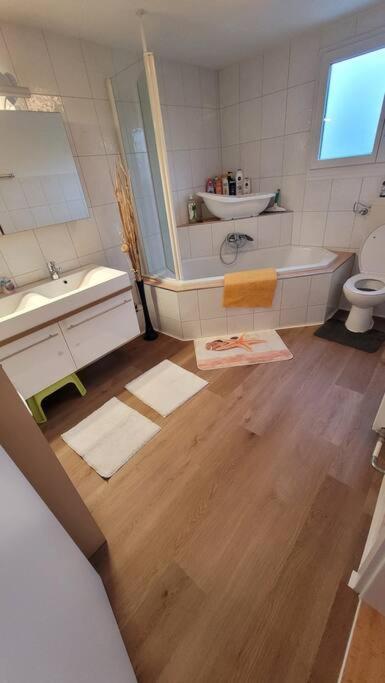 Omi'S Nest, Fuer Klein Und Gross Apartment Oberburen Bagian luar foto