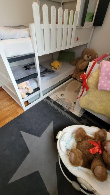 Omi'S Nest, Fuer Klein Und Gross Apartment Oberburen Bagian luar foto